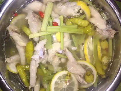Puff chicken feet