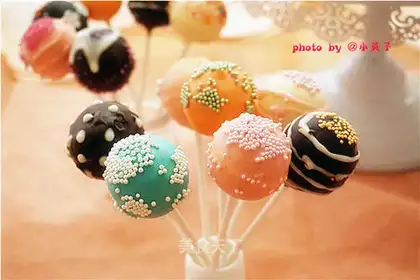 Lollipop cake