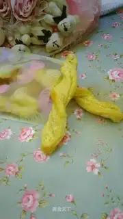 Milky coconut bread bar