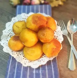 Red potato ball