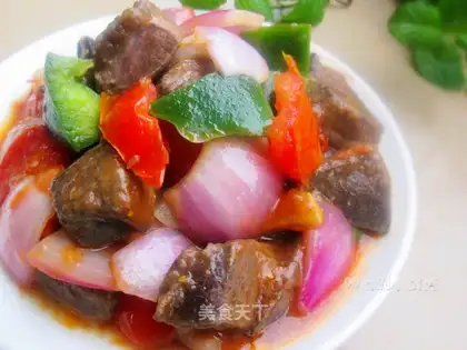 Pig liver in black pepper tomato sauce