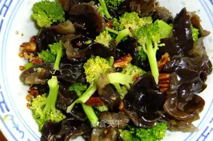 Slimming nutritious salad