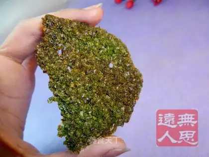 Lace matcha cake