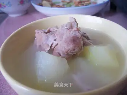Winter melon, potato and dragon bone soup