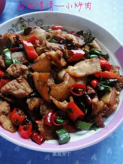 Chili stir-fried pork