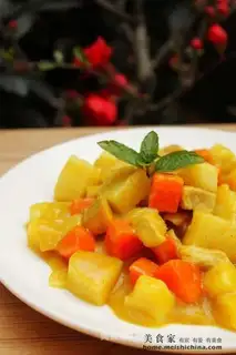 Curry rice cake