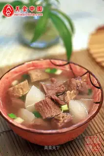 Stewed beef brisket with radish