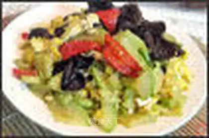 Scrambled eggs with zucchini