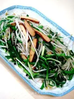 stir-fried dried leek sprouts