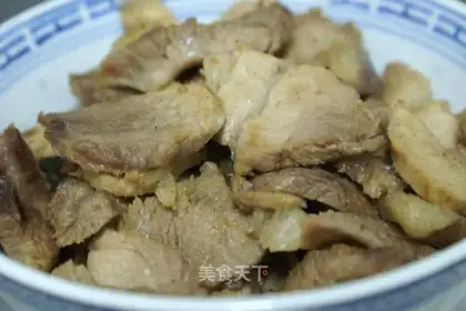 Spiced twice-cooked pork