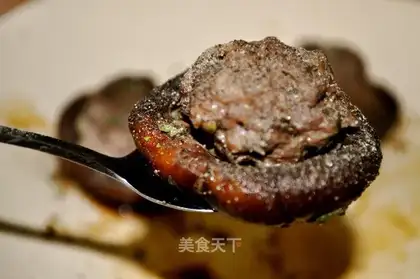 Mushroom stuffed meat balls