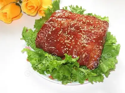 Grilled pork ribs with soy sauce