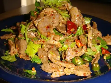 Spicy chicken gizzards