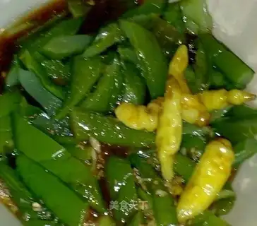 Wakaria mixed with garlic