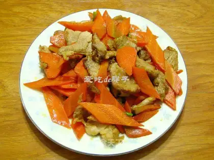 stir-fried boned pork with carrot