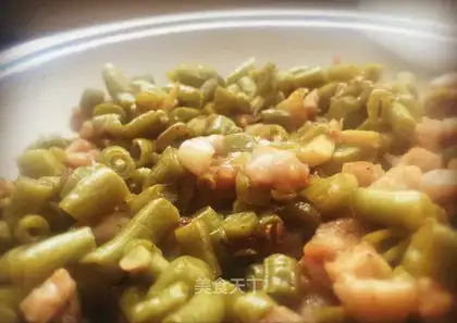 Salt-cracked bean fried meat
