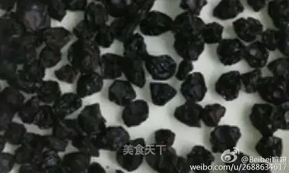 Homemade blueberry dry