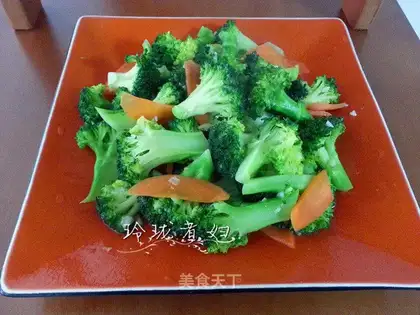 Garlic fried broccoli