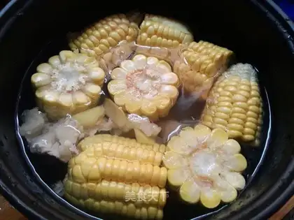 Corn scrawny soup