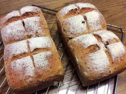 Cranberry seed bread