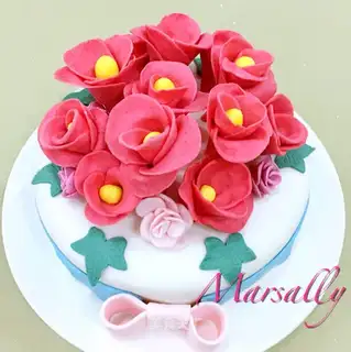 Rolling sugar cake
