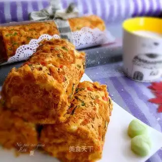 Meat pine rolls