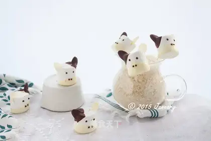 Cow marshmallows