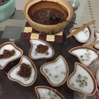 The spicy bean cake