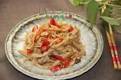 Dry apricot mushrooms