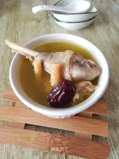 Party chicken soup