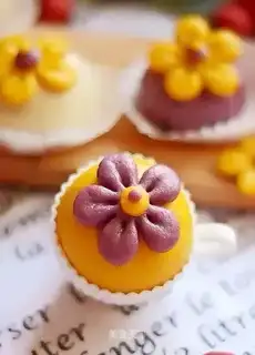 Flower buns