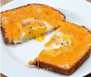 Cheese and cheese toast