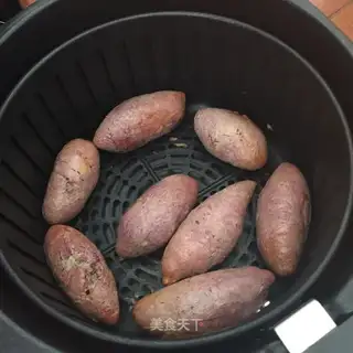 It's a fake little potato