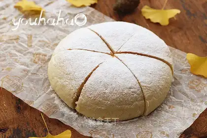 Pumpkin cheese bread