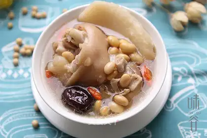 Red-tree pig-toe soy