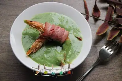 Soybean bacon covered in shrimp