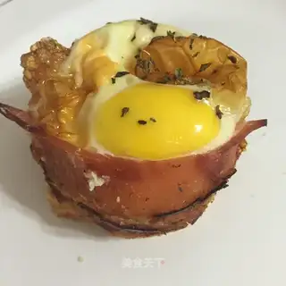Ham egg glasses