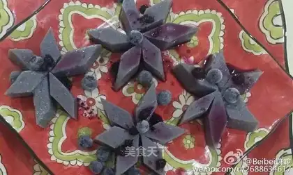 Blueberry tofu