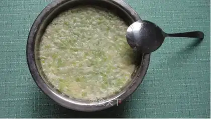 Tucked eggs, spade pudding