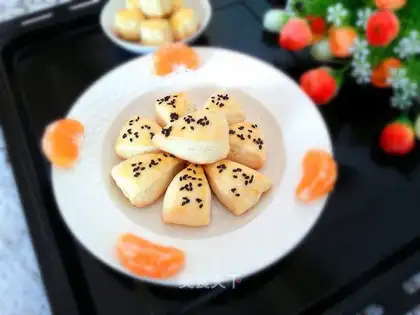 Light cream scones