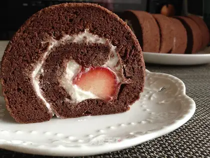 Coco Strawberry Cake roll