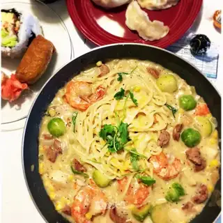 White sauce. Noodles