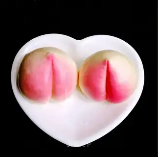 Potato peach bun