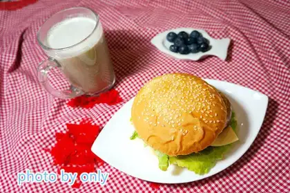 Pork burger