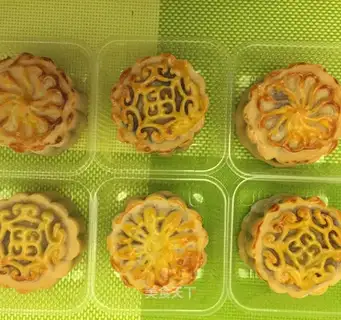 Mooncake