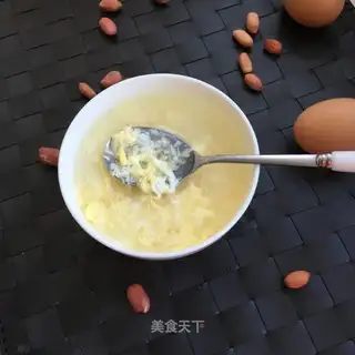 Soup of wine and eggs