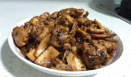 Pumpkin-peasing chicken