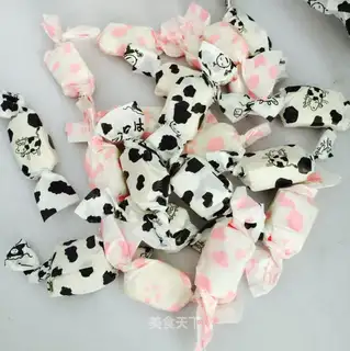 Cow Rolling Sugar