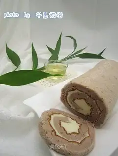 Berrycake rolls