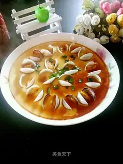 Cracking eggs